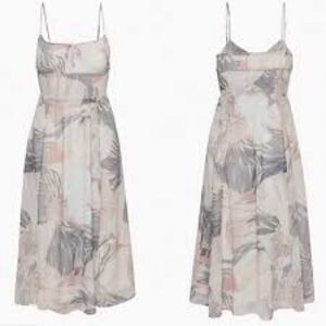 Wilfred Genoa Pink, Purple Floral Spaghetti Strap Smocked Midi Dress Size Small